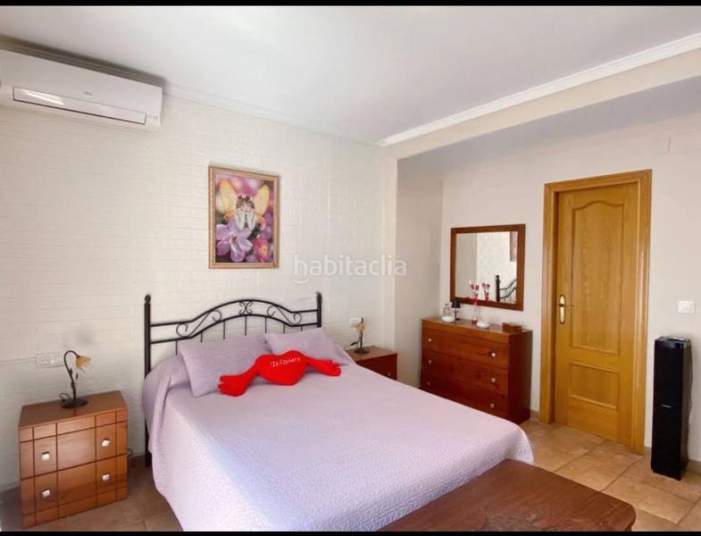 Foto 4aa197b9-9c1d-4128-ae48-4145b3f8ff02. Maison jumelée avec cheminée dans Bellreguard