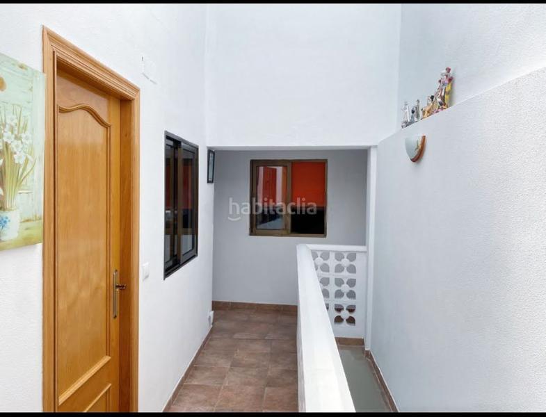 Foto 506228bf-1906-409a-8896-3510ab0c5c0e. Maison jumelée avec cheminée dans Bellreguard