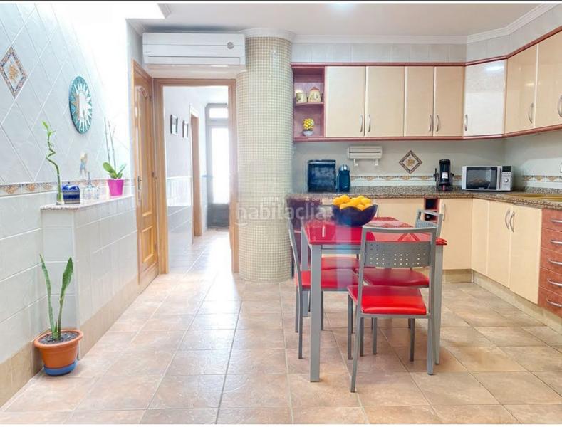 Foto 5aa0903e-1a5d-49e7-85b0-2e0b6aafe140. Maison jumelée avec cheminée dans Bellreguard