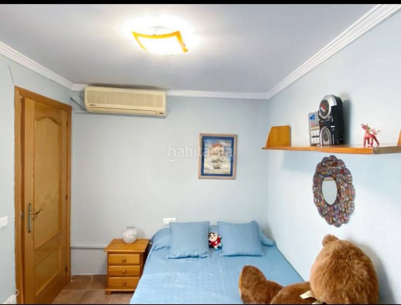 Foto 74799c1a-049d-4b77-b0f6-a68debf0e665. Maison jumelée avec cheminée dans Bellreguard