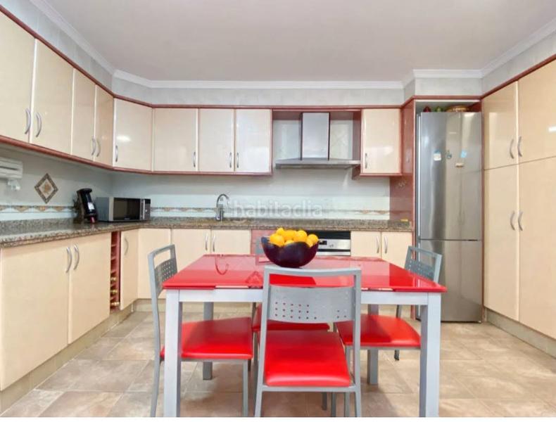 Foto 9e2047d9-f551-4f29-b7cf-d75b3b0a5814. Maison jumelée avec cheminée dans Bellreguard