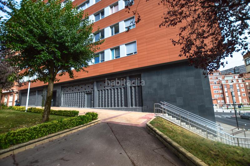 Foto 353b0be6-54cc-43ef-8605-d769291f5dfb. Lloguer local comercial a Rekalde Centro Bilbao