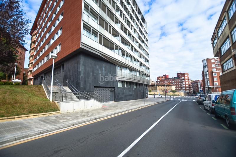 Foto 67d856bc-f2a2-430d-975c-b0e143e42381. Location local commercial dans Rekalde Centro Bilbao