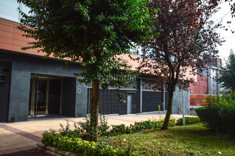 Foto 926f7b0c-1ff8-449f-bfd2-ed23c1d0c91d. Affitto locale commerciale in Rekalde Centro Bilbao