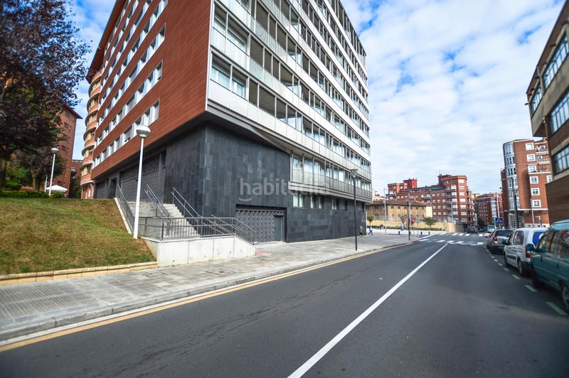 Foto 452f2bc5-5947-4589-9290-8b3826334ce3. Location local commercial dans n/a dans Rekalde Centro Bilbao