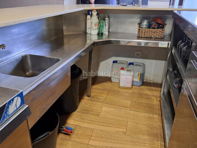 Foto f2c955f5-d877-4f6e-8b1e-ba563eca1c7a. Affitto locale commerciale in Galdakao