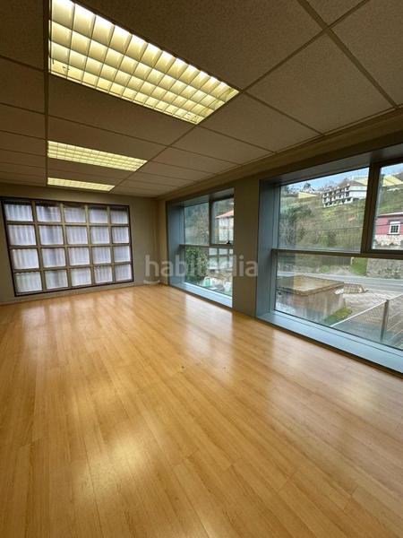 Foto 73e1c5e3-da65-459d-83e2-5632e40a381a. Fabrikhalle in Arrankudiaga