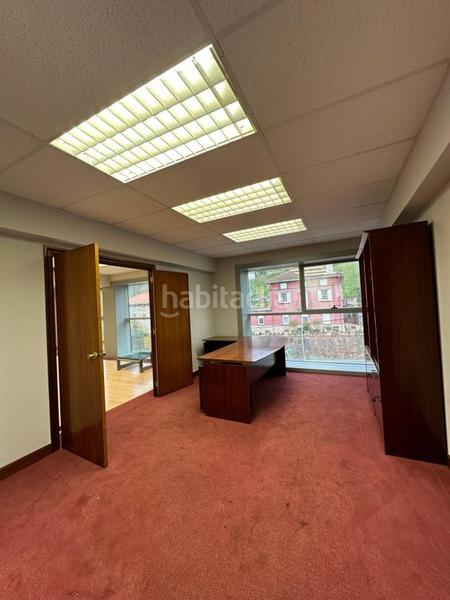 Foto bb055cb0-dcfc-45c0-b8ea-59f73c3e9aed. Fabrikhalle in Arrankudiaga