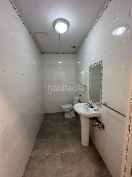 Foto 3d234044-ad2e-426b-b8c5-773c2a520532. Location local commercial dans Galdakao