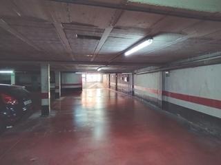 Parking voiture à Galdakao. Parcela de garaje cerrada