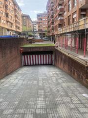 Autoparkplatz in Galdakao. Parcela de garaje céntrica en calle euskadi