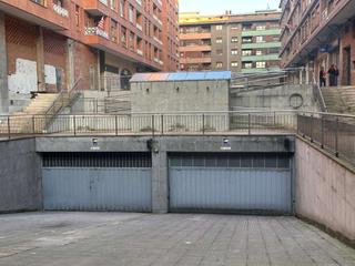 Miete Autoparkplatz in Galdakao. Alquiler de parcela de garaje céntrica en galdakao