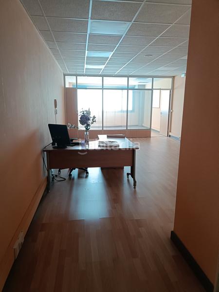 Foto 843478b9-35a2-4410-b8c8-68a219fa3f3f. Location bureau dans iturriondo kalea 18 dans Txoierri-Ondiz-Udondo Leioa