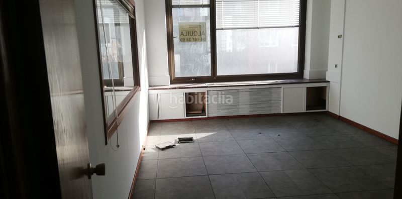 Foto 7e902c74-2bc9-476b-875a-c617bfd6b0f5. Oficina amb calefacció aparcament a Sabino Arana-Jesuitas Bilbao