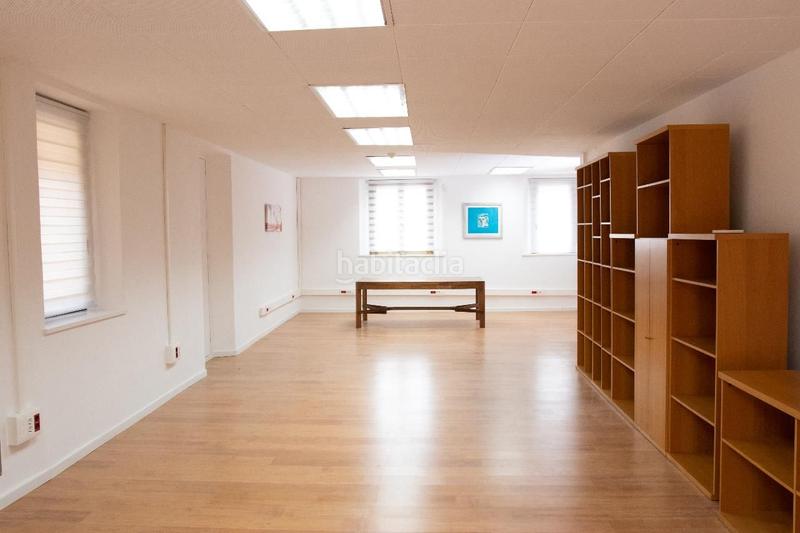 Foto 0e7cbfd0-5440-45ed-be12-d8d8051de0b4. Location bureau avec chauffage dans Almeda - El Corte Inglés Cornellà de Llobregat