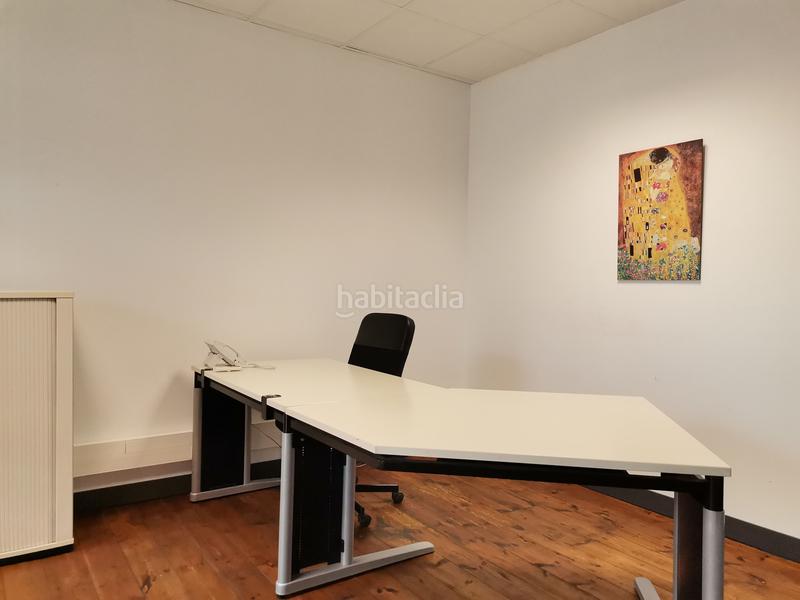 Foto cac699e0-350f-4c62-9724-a9e80a923454. Location bureau avec chauffage dans Almeda - El Corte Inglés Cornellà de Llobregat