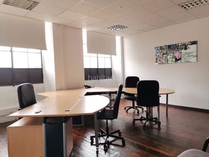 Foto 3e79d1a6-18a0-4fb0-84be-cfd7cb3ce170. Miete büro mit heizung in Almeda - El Corte Inglés Cornellà de Llobregat