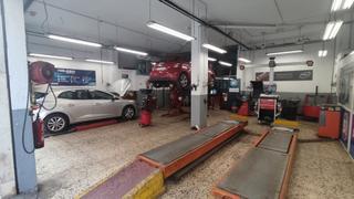 Traspaso Local Comercial  Carrer jardí. Taller de neumáticos