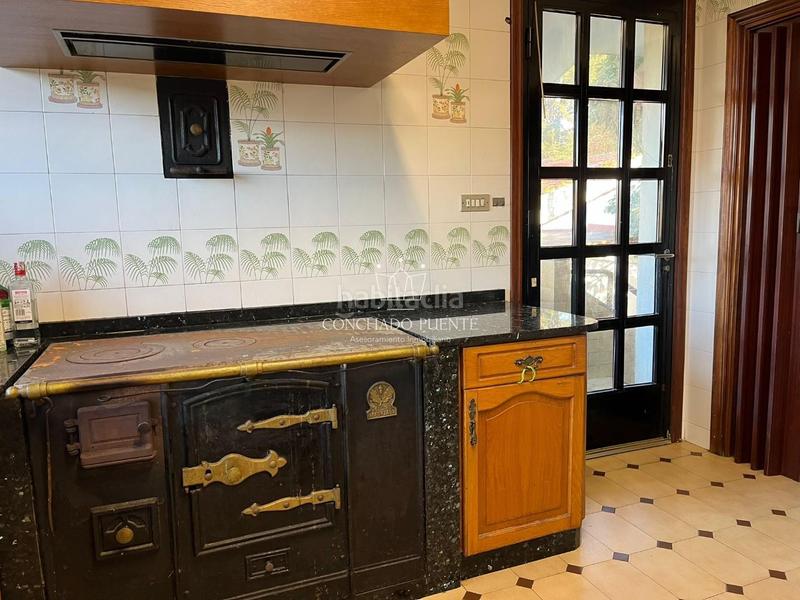 Foto cb0946eb-d72f-4d5c-b376-f4756823d68a. Maison dans Perillo Oleiros