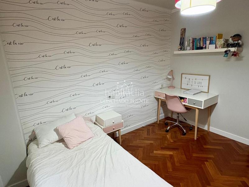 Foto f48673a8-2e6d-4891-9960-6ba42b5c36b7. Appartamento in Cambre