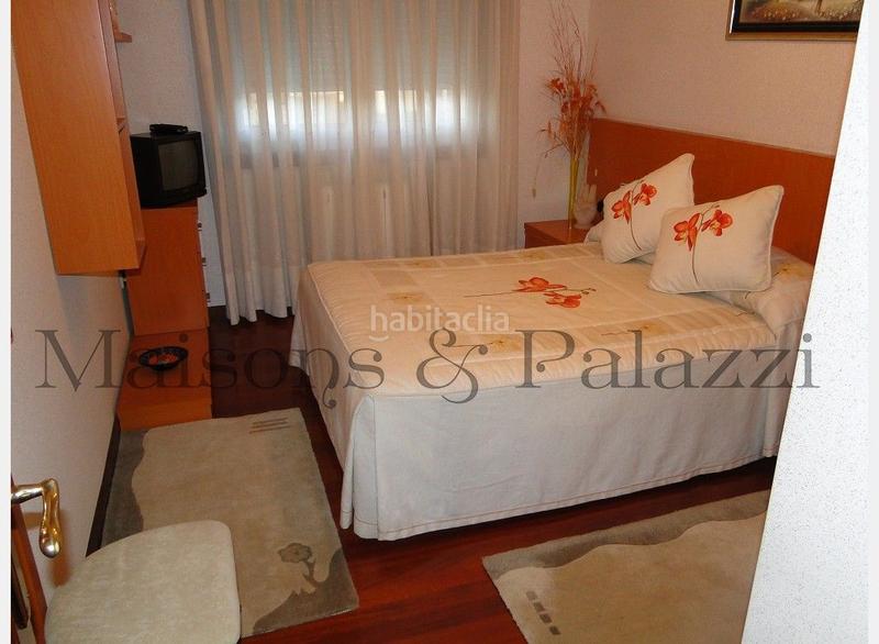 Foto 0cd0ee47-da19-4115-beeb-c969ff388801. Chalet en Nigrán centro Nigrán