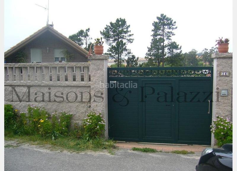 Foto b3b5a765-1224-4041-af45-ca03715cb348. Chalet en Nigrán centro Nigrán