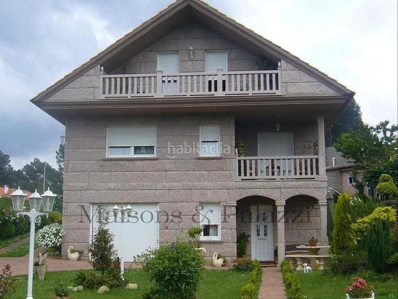 Foto c3814d73-2f75-460a-97e9-ce1237235803. Chalet en Nigrán centro Nigrán