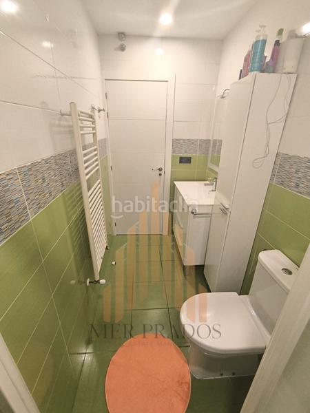 Foto 490c91e2-20a6-4fbe-88cc-c003c9ae1b26. Piso en Berbés - Peritos Vigo