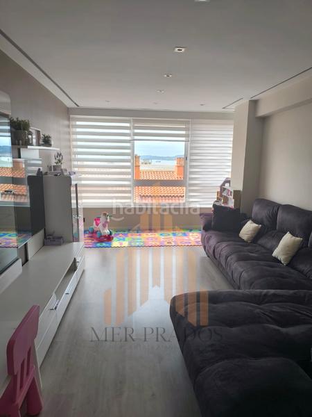 Foto f0d7852c-daef-41ba-82d1-b150fcabe554. Piso en Berbés - Peritos Vigo