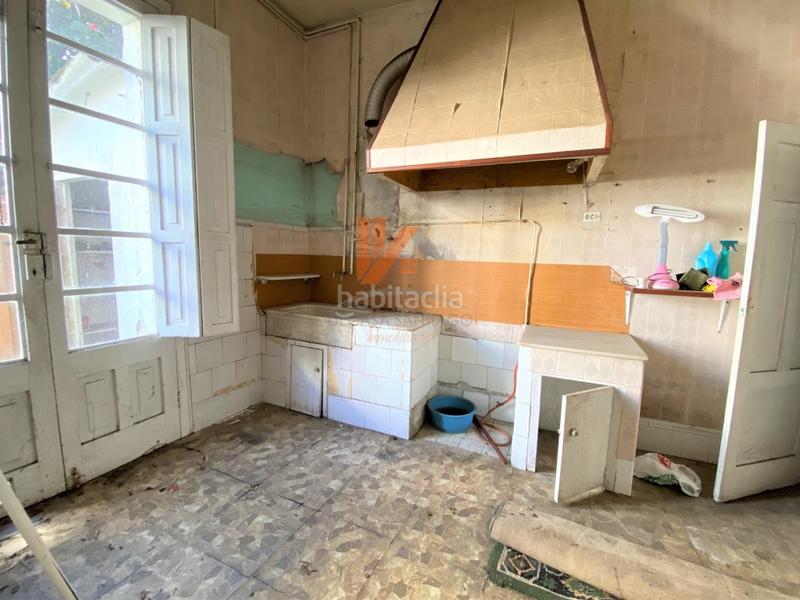 Foto 4c669d28-88c6-4107-b133-b05b6e1e9e4f. Chalet in eduardo pondal 15 in Ensanche - Sar Santiago de Compostela