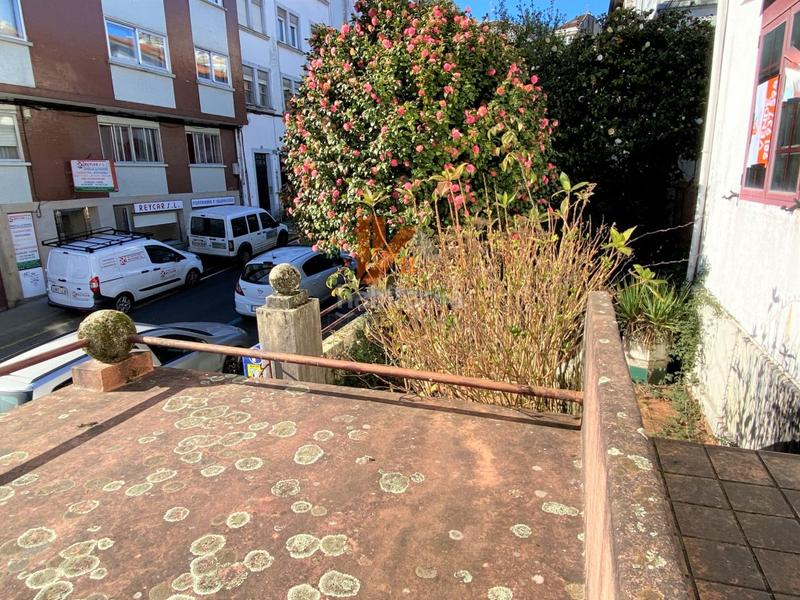 Foto 8a146e26-d267-4970-89d4-614e93987649. Chalet in eduardo pondal 15 in Ensanche - Sar Santiago de Compostela