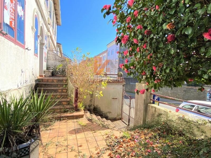 Foto b1b7d785-1bdb-4706-879f-3caeaa9bc749. Chalet in eduardo pondal 15 in Ensanche - Sar Santiago de Compostela