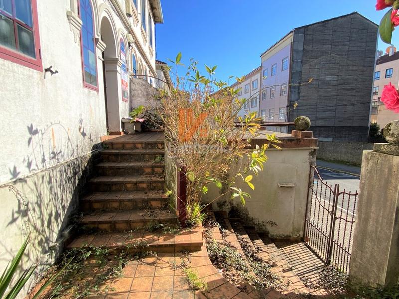 Foto d101246f-bca3-4e7a-ad0e-e99c769e4076. Chalet in eduardo pondal 15 in Ensanche - Sar Santiago de Compostela