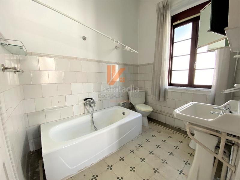 Foto d4b59e25-e9e9-43e6-bc10-8f6c171f7de3. Chalet in eduardo pondal 15 in Ensanche - Sar Santiago de Compostela