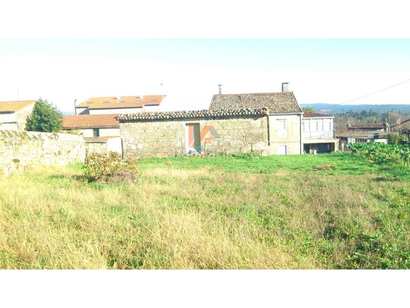 Foto d4cc90e4-9be4-4cf3-b93f-04ebb5c905f6. Terreno residenziale in Brión