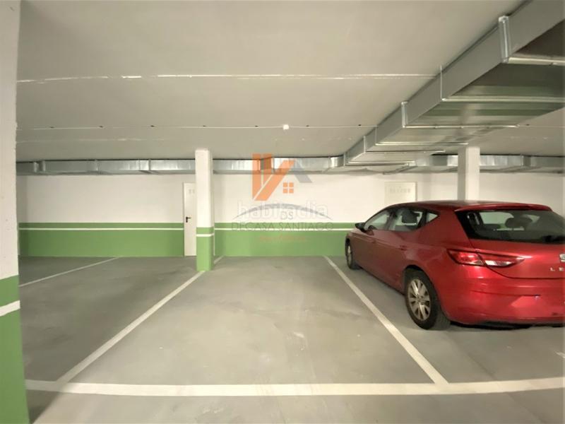 Foto 3a1d6c4f-ab13-4cd9-98e5-57a926cbea3b. Posto auto in rua da tuna compostela 13 in Castiñeiriño - Cruceiro de Sar Santiago de Compostela