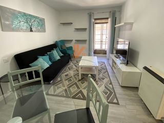 Miete Etagenwohnung in Rúa das carretas 16. Alquiler piso en casco histórico