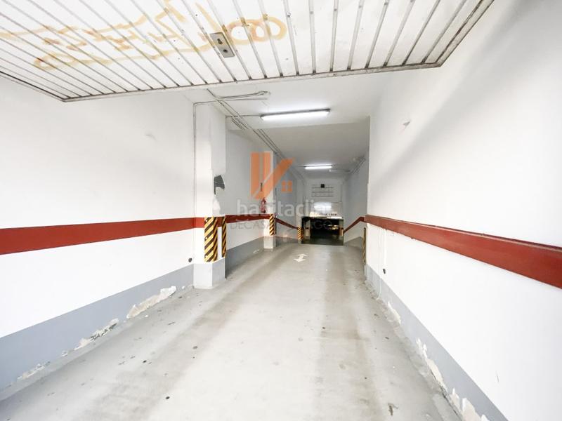 Foto 3f67ead7-49e8-46a0-a6e3-451dcec9eb97. Car parking in rua horreo 176 in Ensanche - Sar Santiago de Compostela