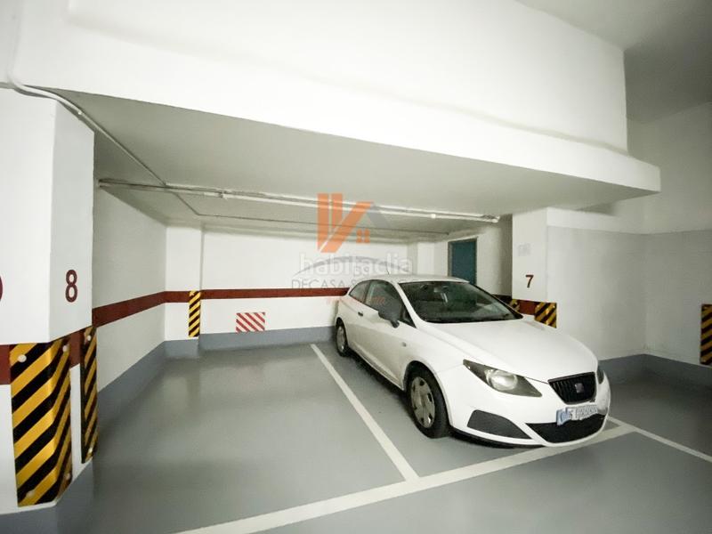 Foto e5ba47d0-4884-4210-8513-fbb45d6617e8. Car parking in rua horreo 176 in Ensanche - Sar Santiago de Compostela