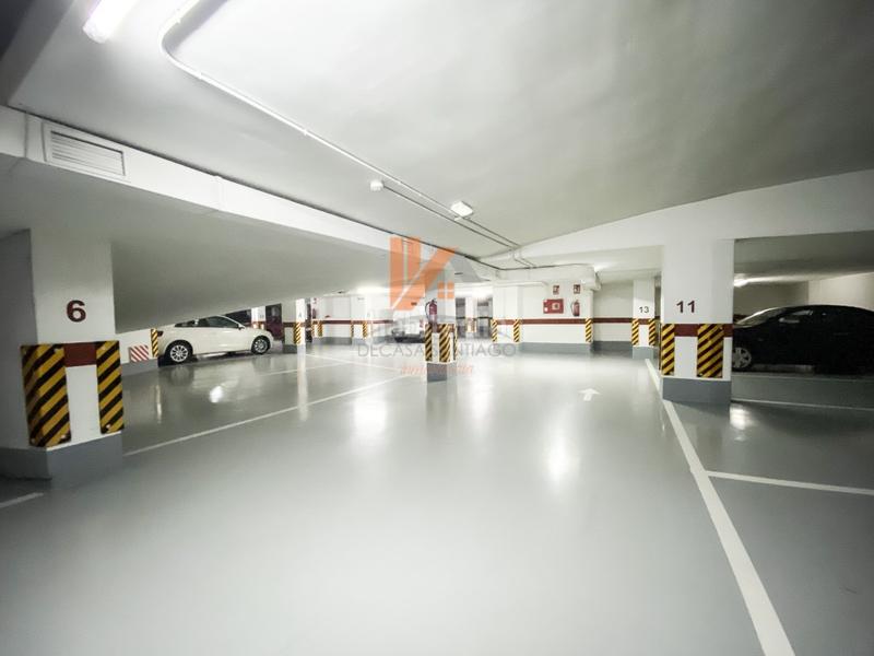 Foto f6a7ed6b-7ed2-49e2-ae8b-7ce5934c12b9. Car parking in rua horreo 176 in Ensanche - Sar Santiago de Compostela