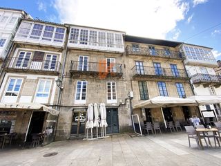 Piso  Avenida figueroa. Se vende piso a reformar en pleno casco histórico, porta faxeira