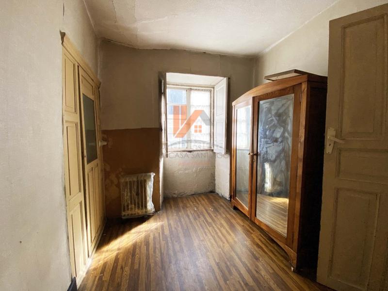 Foto 345eef50-f4f9-4f0d-b03c-a0a0bec64bbf. Flat in avenida figueroa 7 in Casco Histórico Santiago de Compostela