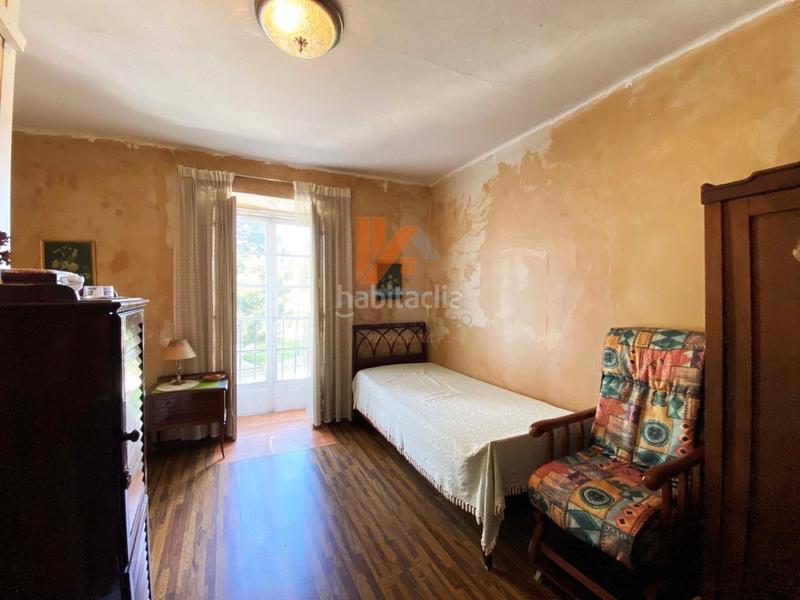 Foto b083e0df-caf1-4a5a-9b89-1e2046a385af. Flat in avenida figueroa 7 in Casco Histórico Santiago de Compostela