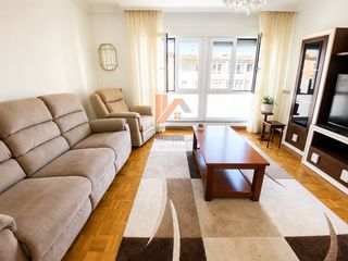 Lloguer Pis a Avenida de coímbra 20. Piso de cuatro habitaciones en zona norte