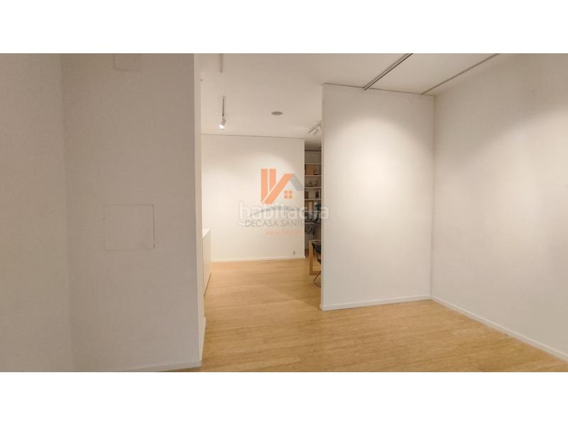 Foto 14f54642-1209-4d5c-bb4f-34bce5ae9f0d. Local comercial en rua xeneral pardiñas 10 local en venta en el centro en Santiago de Compostela