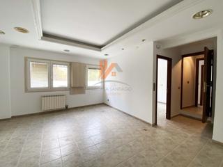 Appartement à Conxo. Se venden dos apartamentos en la zona de conxo con terraza.