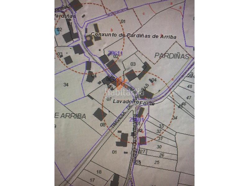 Foto bcf97d98-4fcf-4bfb-9f32-82d39d9571b3. Terrain résidentiel dans Parroquias de Santiago Santiago de Compostela