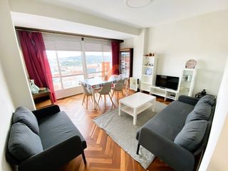 Rent Flat in Plaza doutor puente castro 5. Piso exterior estudiantes 5 habitaciones