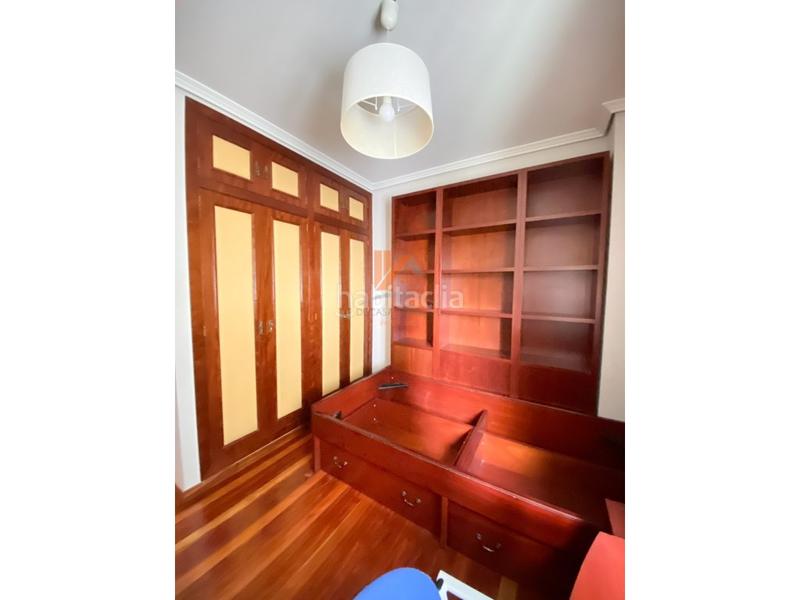 Foto 41d1e4a6-b172-49ad-b180-927dd4c0a9a9. Appartamento in rua republica arxentina 13 in Ensanche - Sar Santiago de Compostela