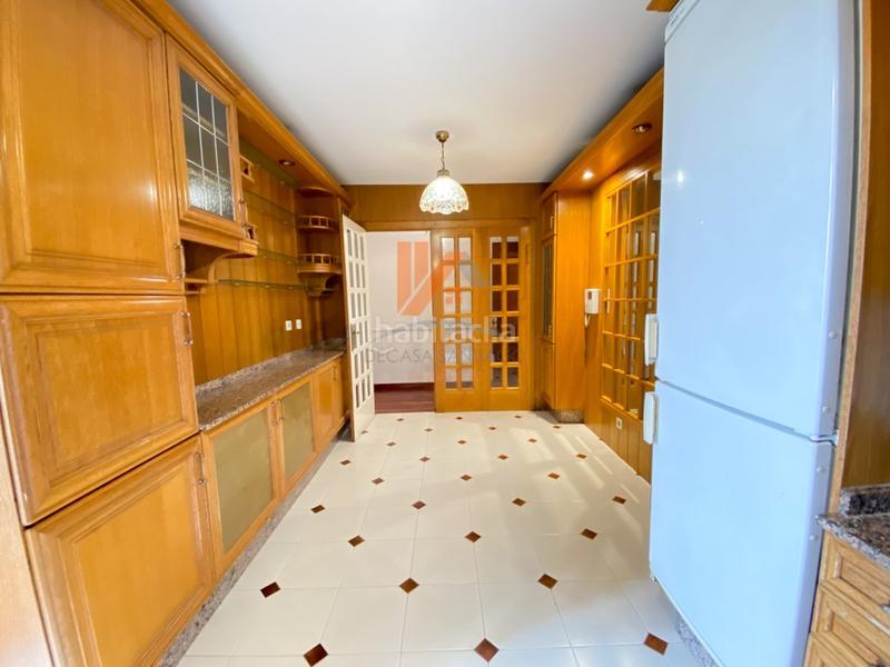 Foto ec4726be-19e9-4604-bac2-afb9cdc8460e. Appartamento in rua republica arxentina 13 in Ensanche - Sar Santiago de Compostela